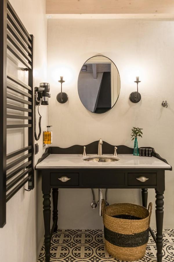 Pomegranate Suites Кавала Экстерьер фото