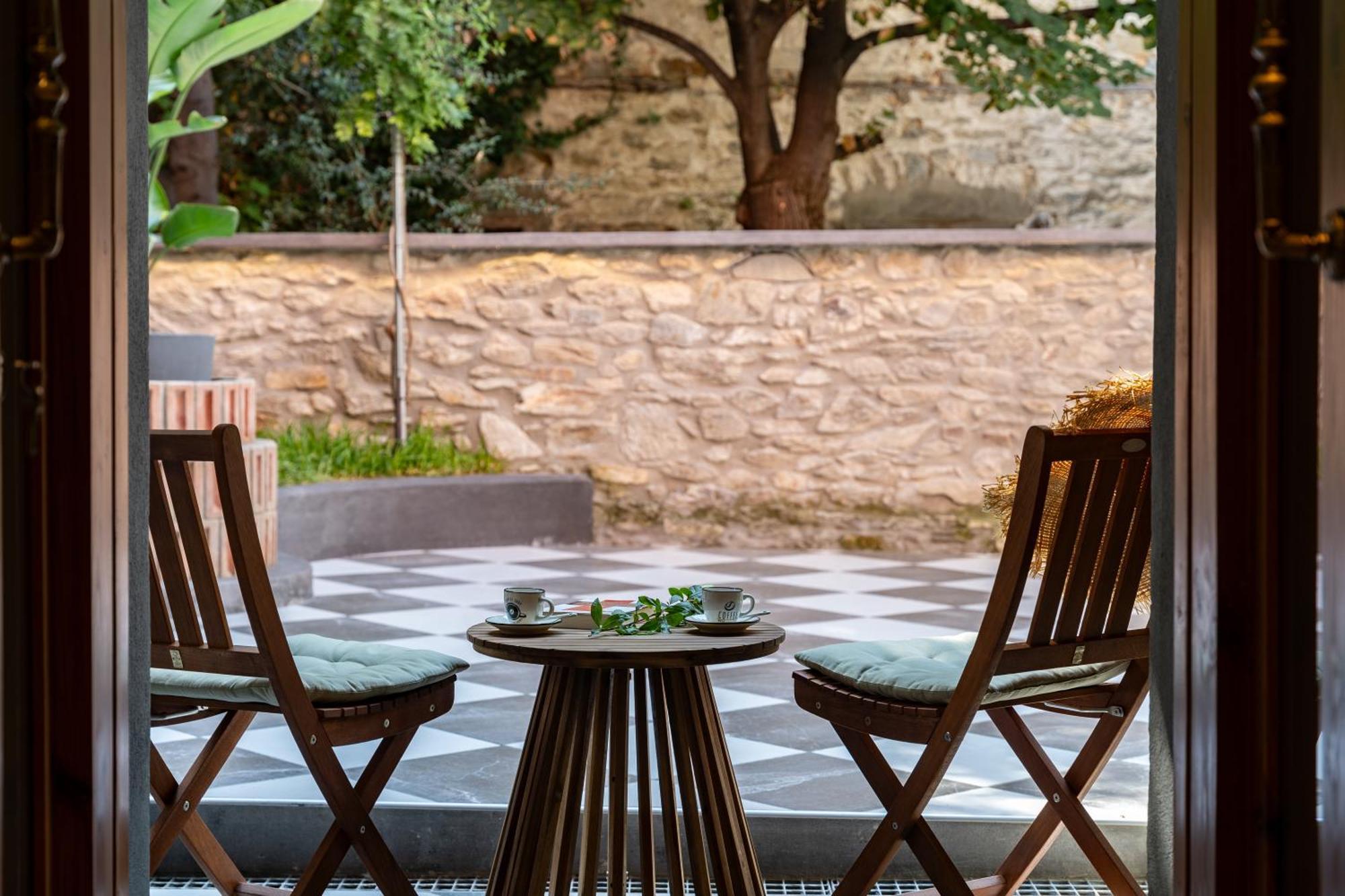 Pomegranate Suites Кавала Экстерьер фото
